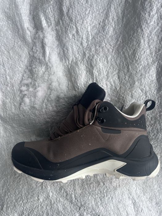 Продам валенки новые