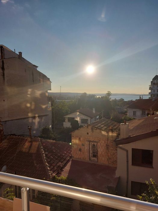 Продава се Тристаен апартамент в Варна, Погреби - 100 кв.м за 765 €/кв.м - Снимка #3