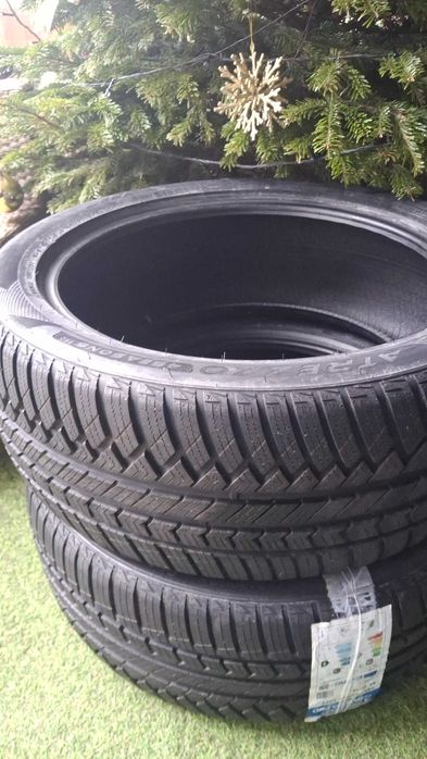 Vand Anvelope Sailun
245/45R19 aderenta B, consum B, all season.