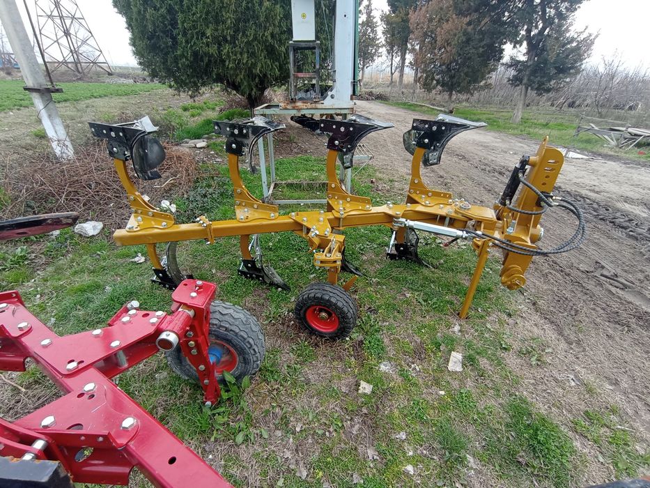 Айланма плуг сотилади