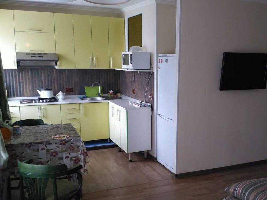 *Продается 2- х комн-студия в Центре города!