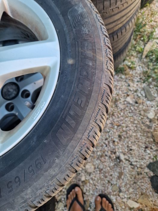 Джанти  15 с зимни гуми AUDI VW SEAT SKODA