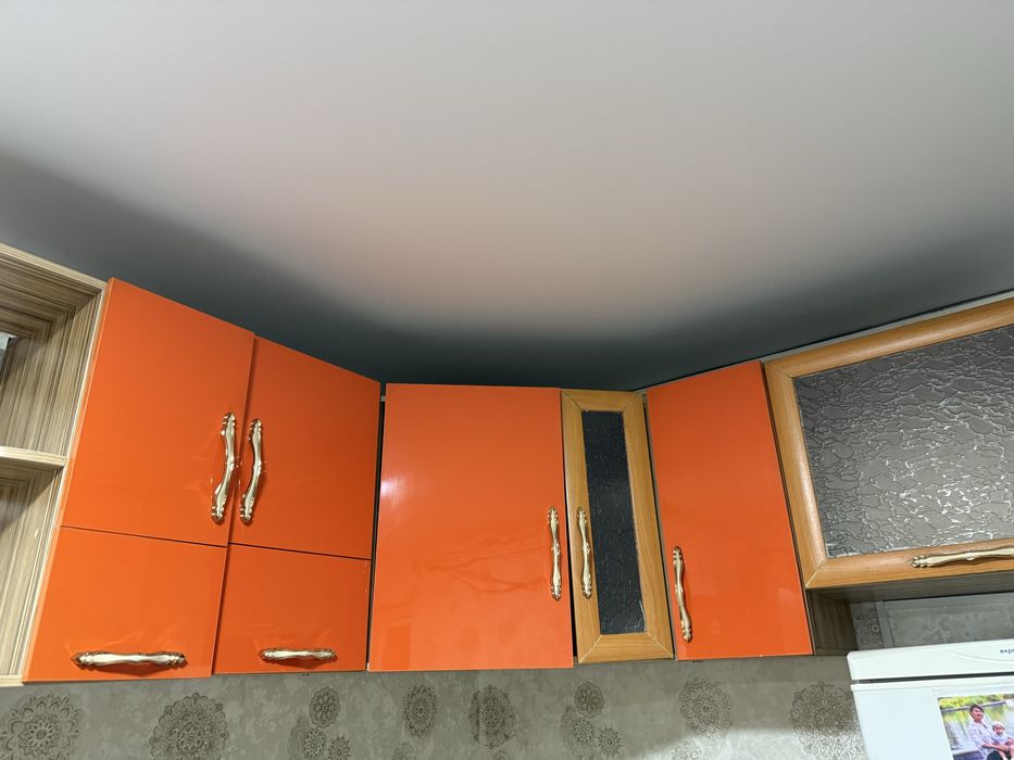Продаю Кухонный гарнитур