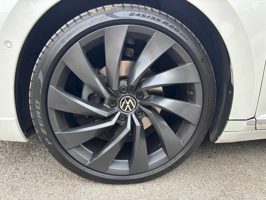 Оригинални VW джанти 20" Rosario 5x112 + гуми Pirelli 245/35 R20