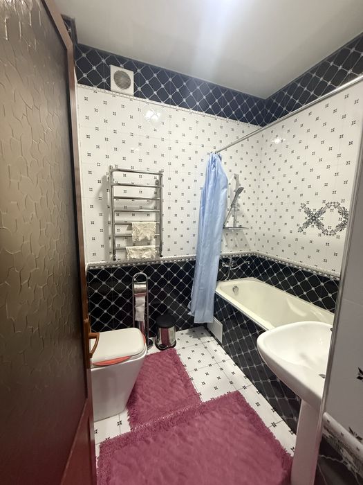 Сдается 2х комнатная 2 этаже вагзал саодат