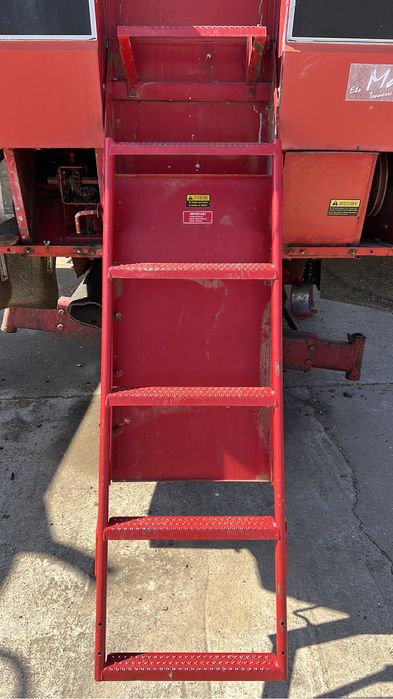 Dezmembrez combine CASE IH