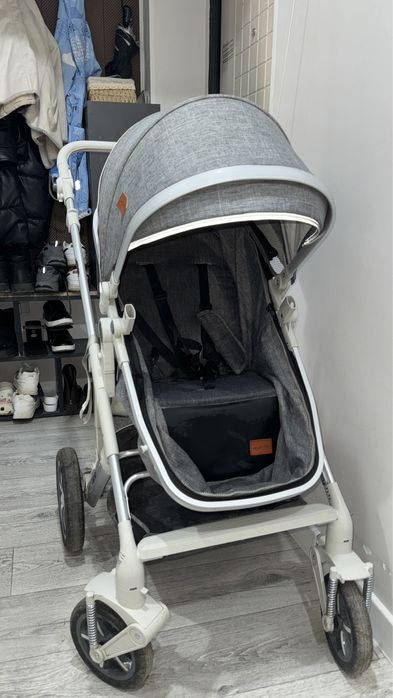 Коляска в хорошем состоянии