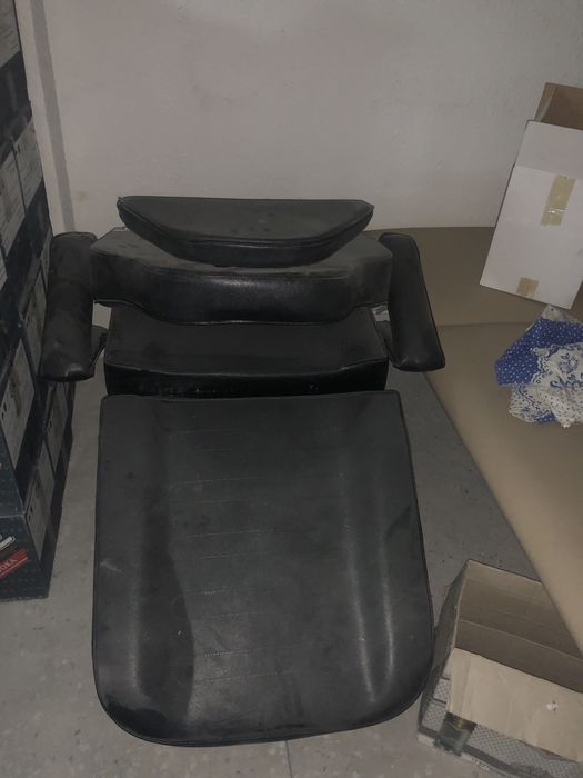 Кушетки массажные