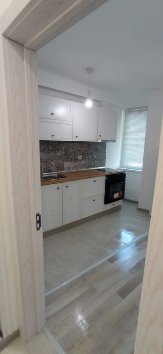 Дава се под наем Едностаен апартамент в Пловдив, Въстанически - 44 кв.м за 275 € - Снимка #2