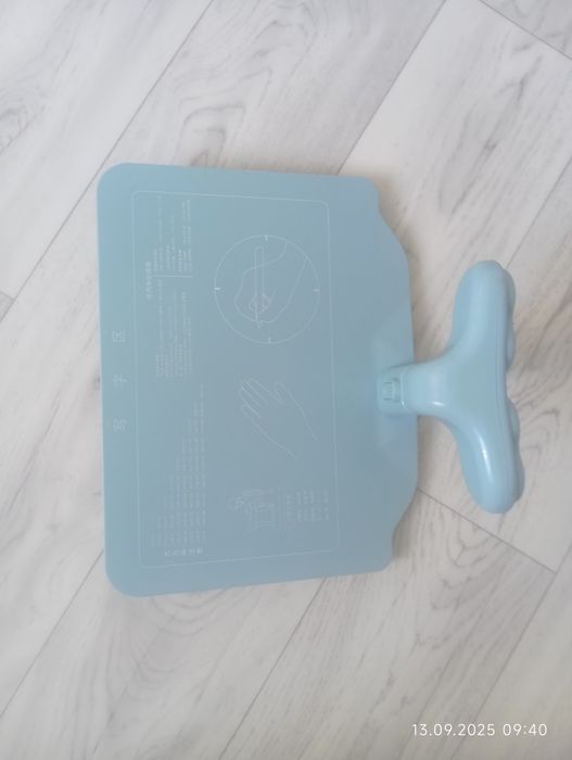 Школьная подставка для уроков