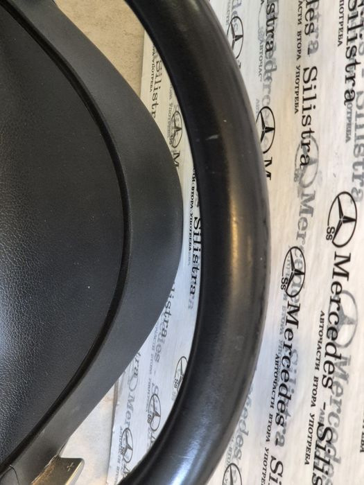 Волан с пера за Mercedes CLS W218 facelift в много добро състояние