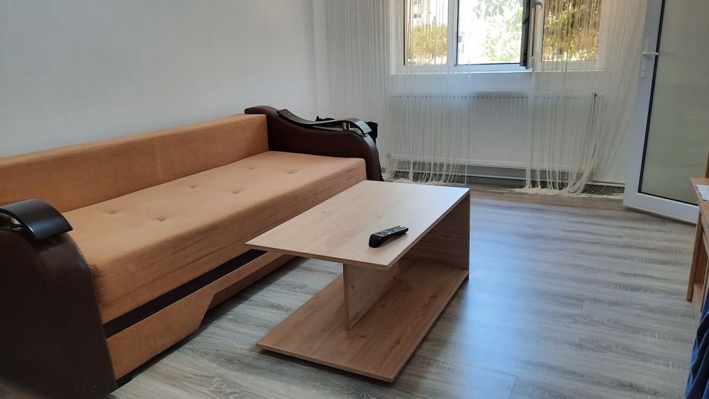 Garsoniera de închiriat