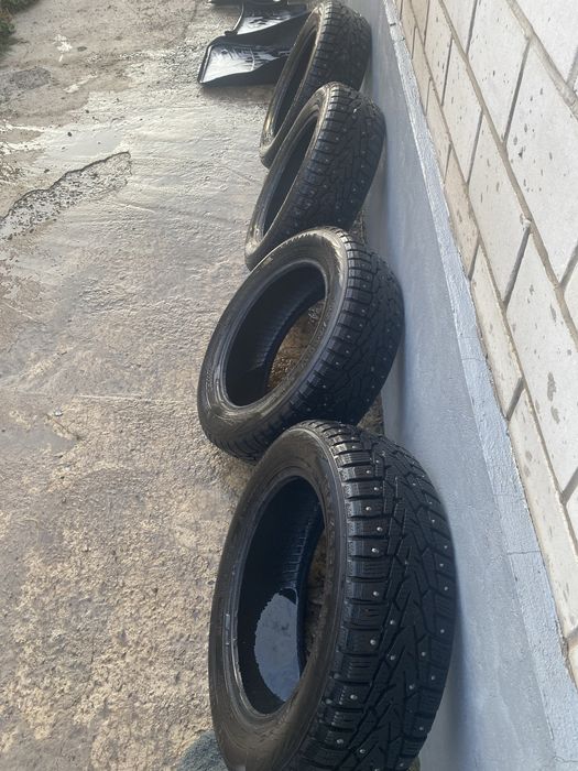 Продам зимние покрышки