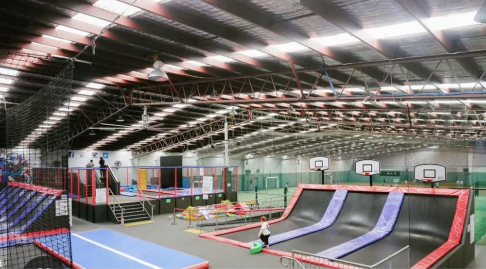 Трамплин парк батут парк