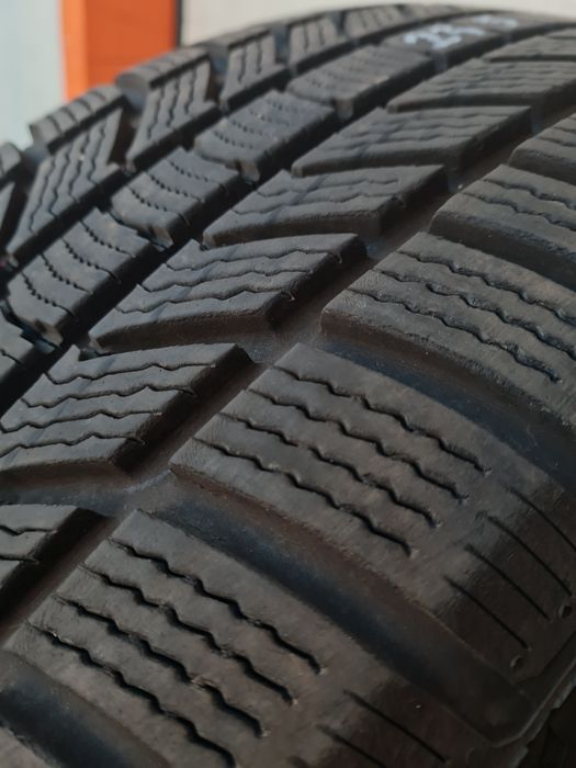 Зимни гуми 2 броя CONTINENTAL WinterContact TS870P 235 55 R19 дот 3024