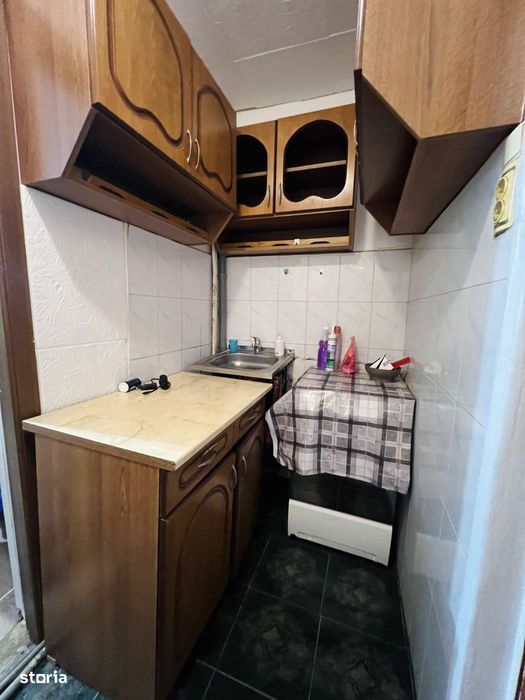 Garsoniera 20 mp, etajul 1  - zona Blascovici Timisoara