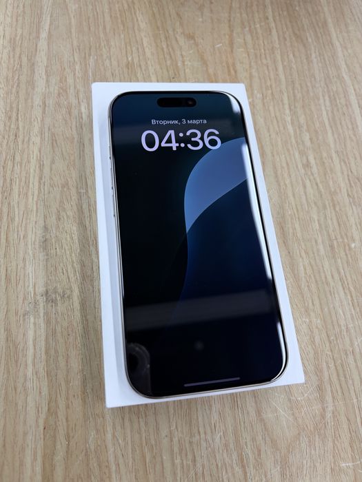 В продаже Iphone 16 pro