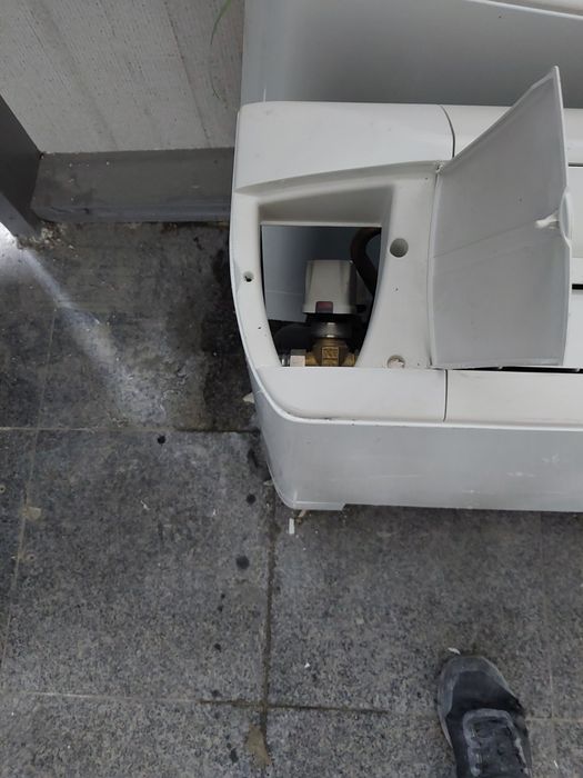 Продавам подов конвектор