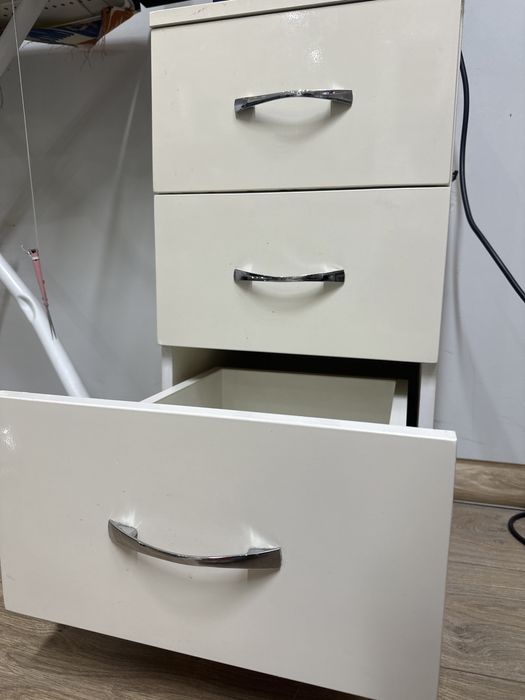 Срочно продам   Тумба для дома