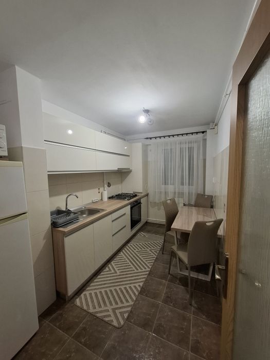 Proprietar – 2 camere decomandat, lift,  renovat 2026 – City Park Mall