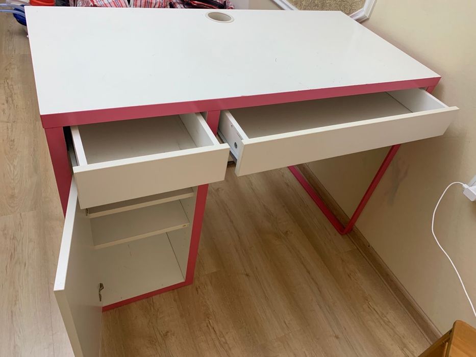 Письменный стол икеа