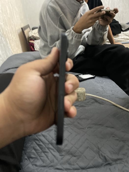 Iphone 16 на запчасти