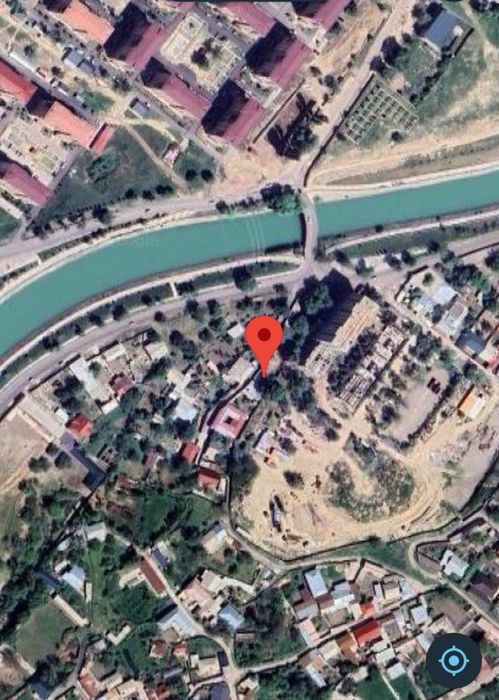 Земля под строительство.