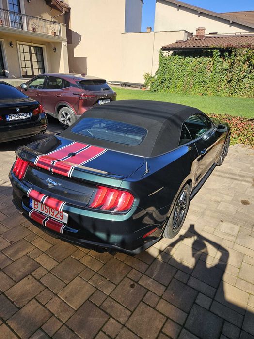 FORD Mustang 2021 — imagine 4