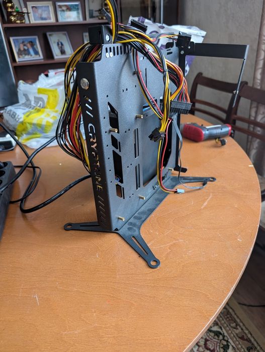 Корпус для ПК Cryptone