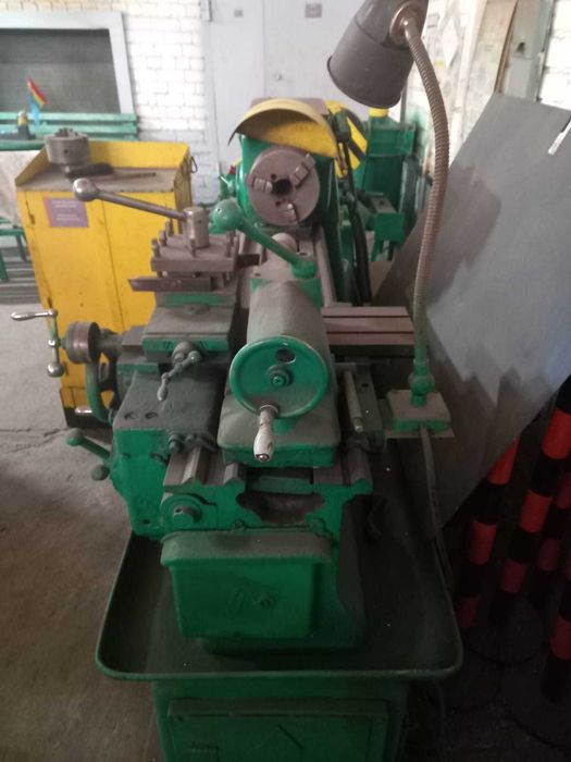 Станок токарно-винторезный б/у