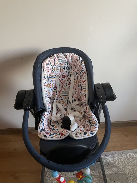 Продам электрокачалку 3 в 1 стульчик кормления