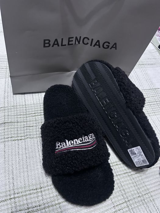 Balenciaga slapi