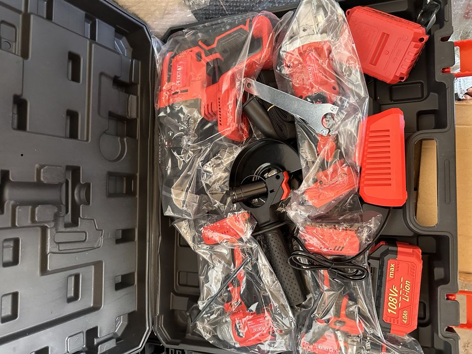 Набор на акумуляторе