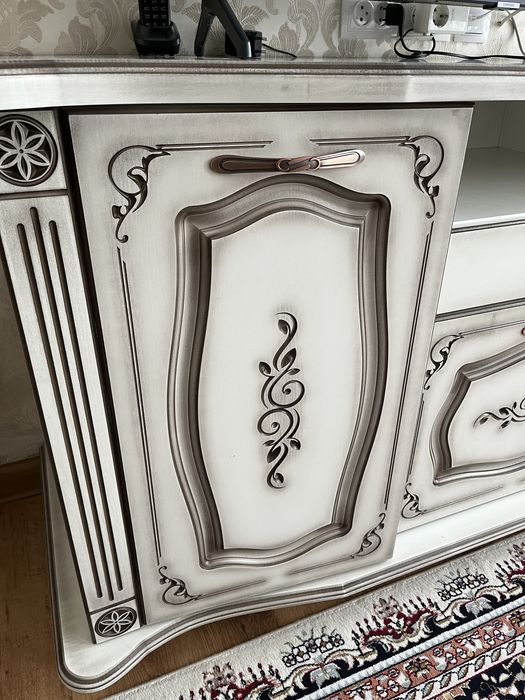 Продаю бомбезный комод