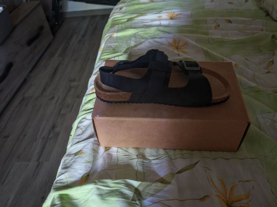 Sandale Geox Respira din piele naturala nabuc nr 40 noi fără eticheta
