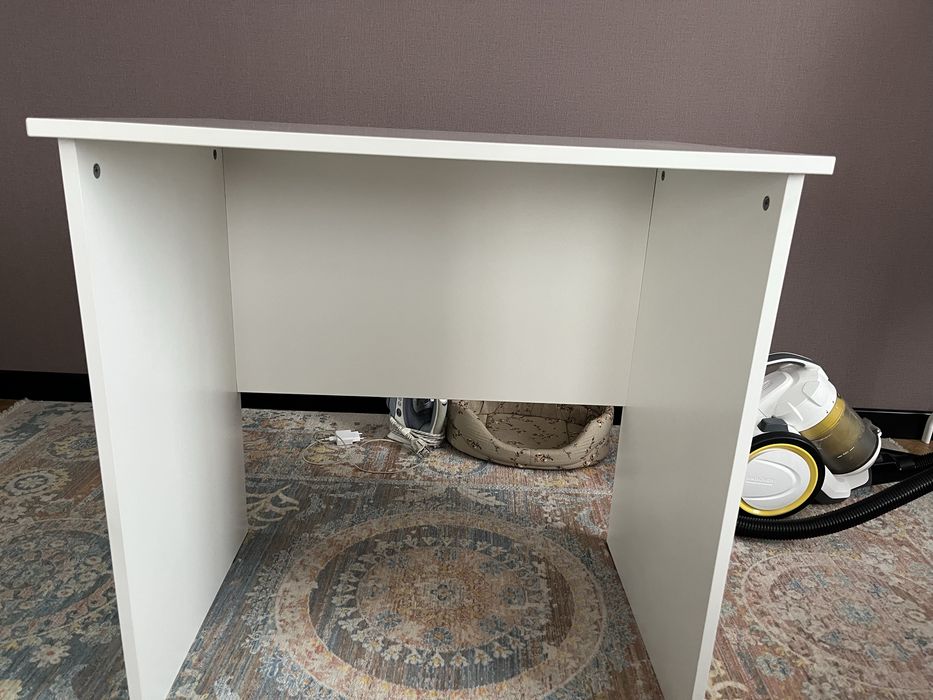 Школьная парта от Ikea