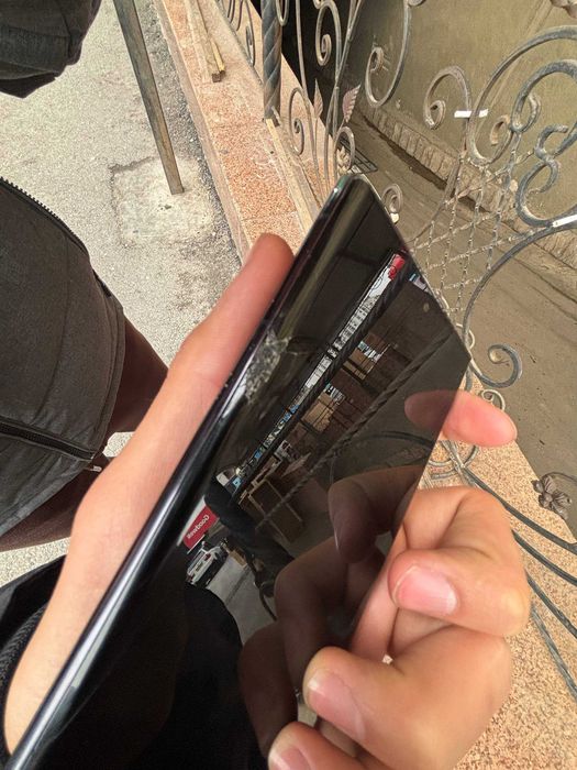 Samsung S22 Ultra 5G holati yaxshi