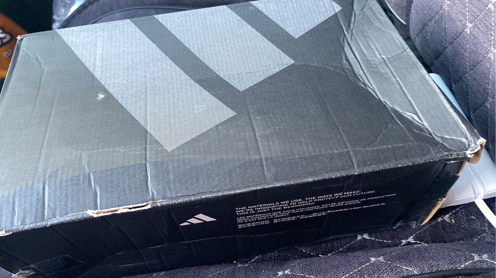 Продам недорого оригинал Predator adidas
