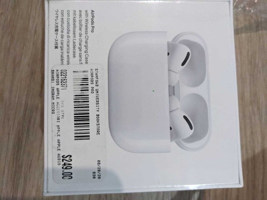 Apple Airpods Pro  Новые наушники в орининальной коробке не вскрытые