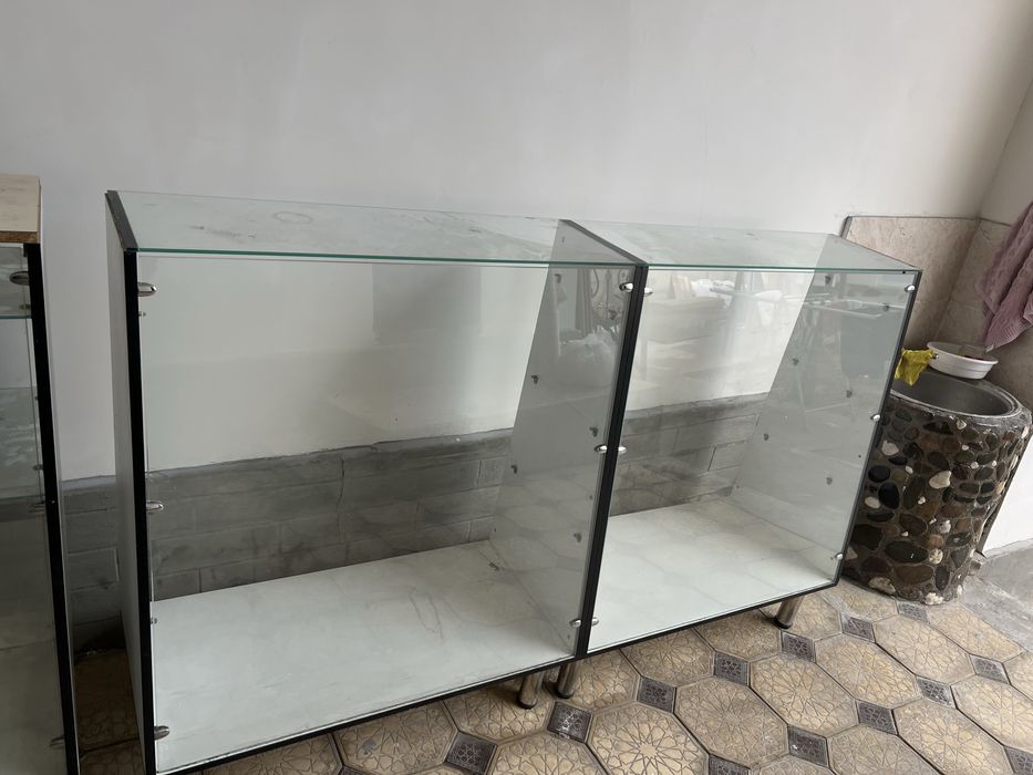 vitrina sotiladi narxn kelshamz