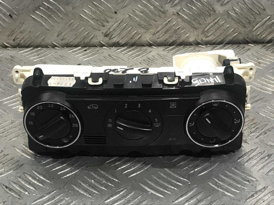 Панел климатик Mercedes B-Class W245 2011г.