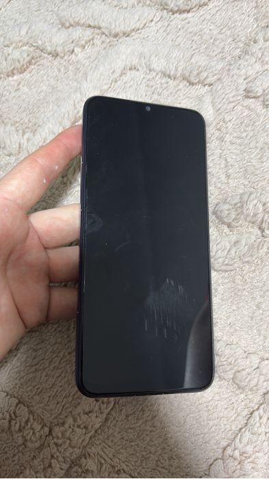 Продам телефон андроинд