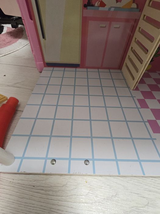 Căsuța din lemn compatibila cu păpuși Barbie de 29 cm