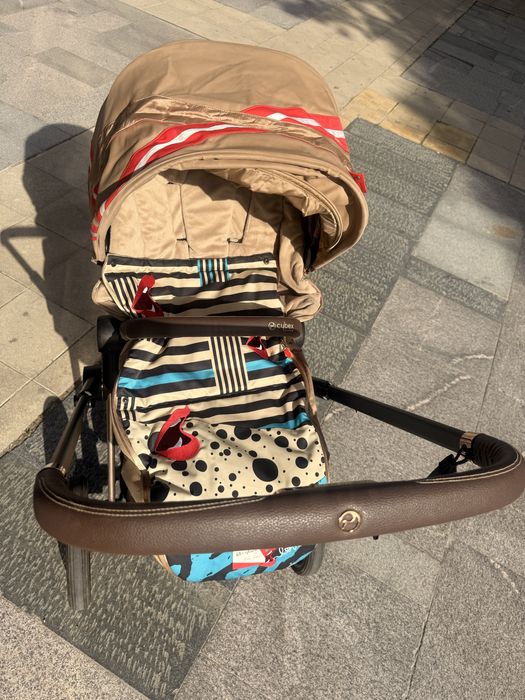 Бебешка количка Cybex Karolina Kurkova