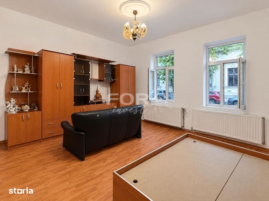 Apartament la casa, 2 camere de vanzare, strada Tudor Vladimirescu