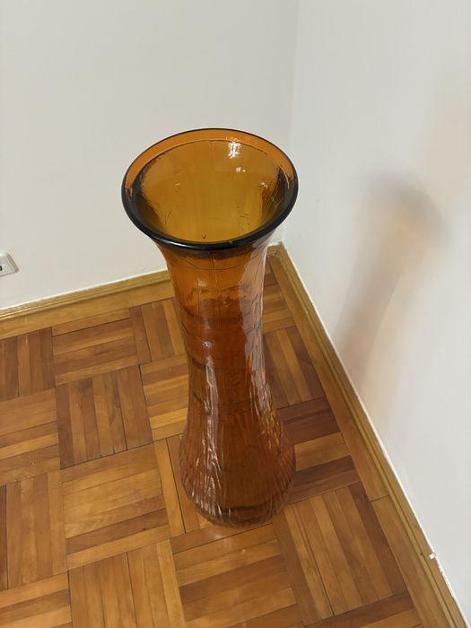 Vaza mare ornamentala