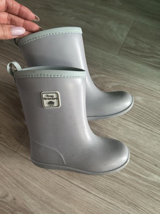 Детские резиновые сапоги