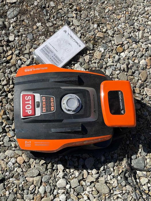 Robot tuns iarba Yard Force Force Compact 300RBS