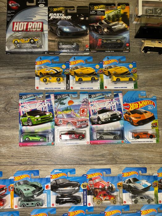 Be28.02 Hot wheels rlc, hot wheels premium,Ferrari Tarmac works