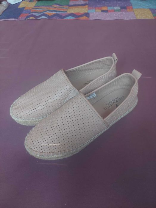 Оригинални, нови, дишащи, цвят пудра